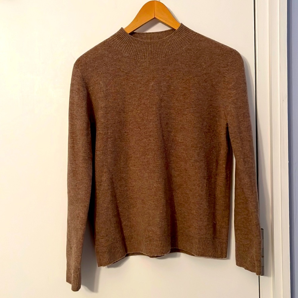 Cashmere sweater